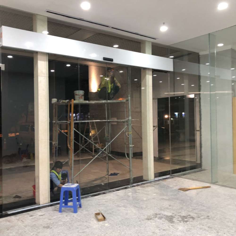 Cửa trượt tự động Falcon BDC350 2 Cửa trượt tự động Siquar SQ01